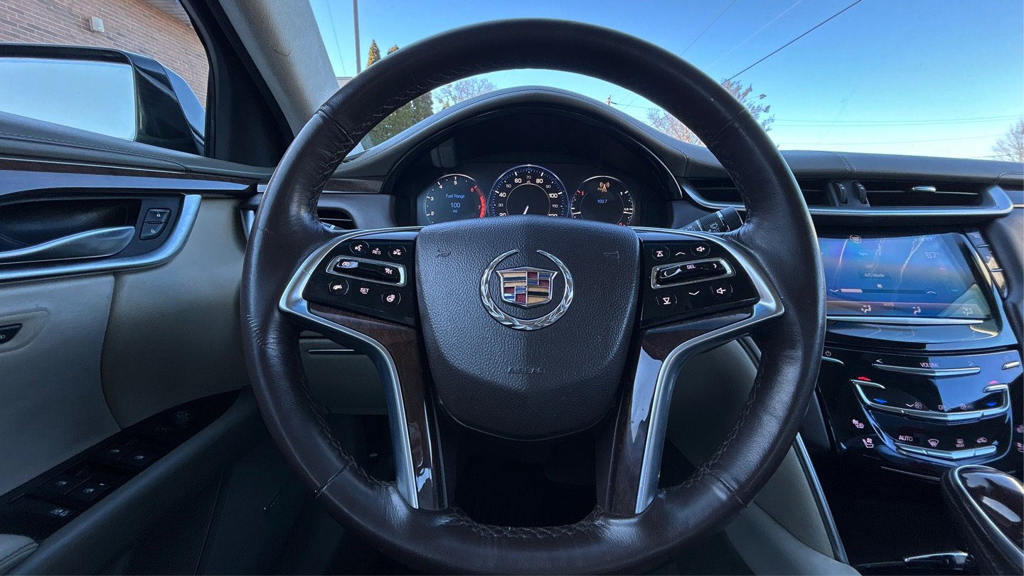Used 2014 Cadillac XTS Platinum image 28