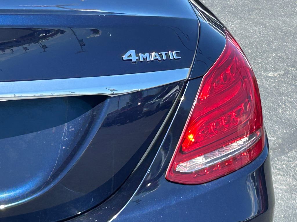 Used 2018 Mercedes-Benz C 300 4MATIC Sedan image 6