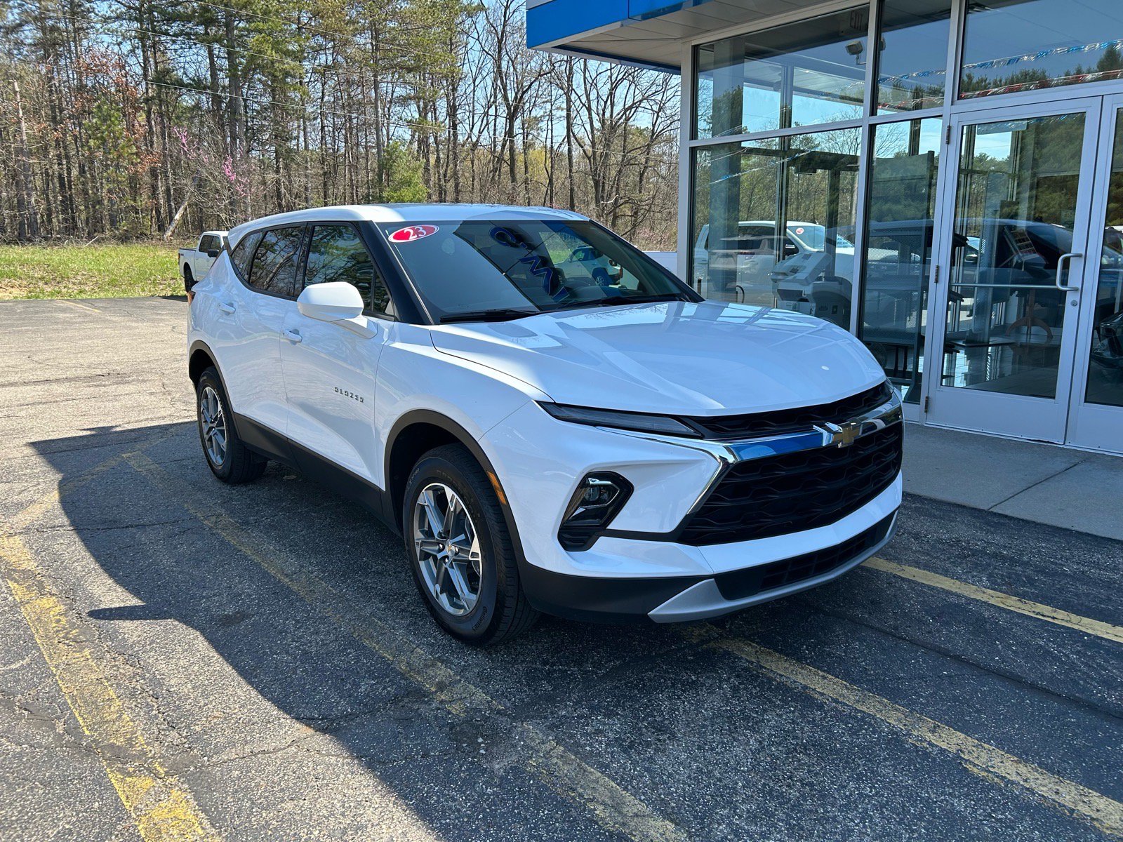 Used 2023 Chevrolet Blazer LT w/ Driver Confidence Package AWD/4WD image 6