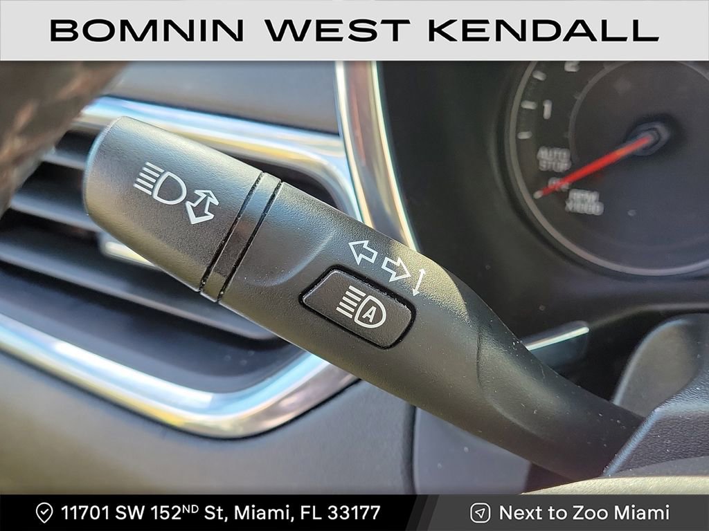 Used 2023 Chevrolet Equinox LT image 14