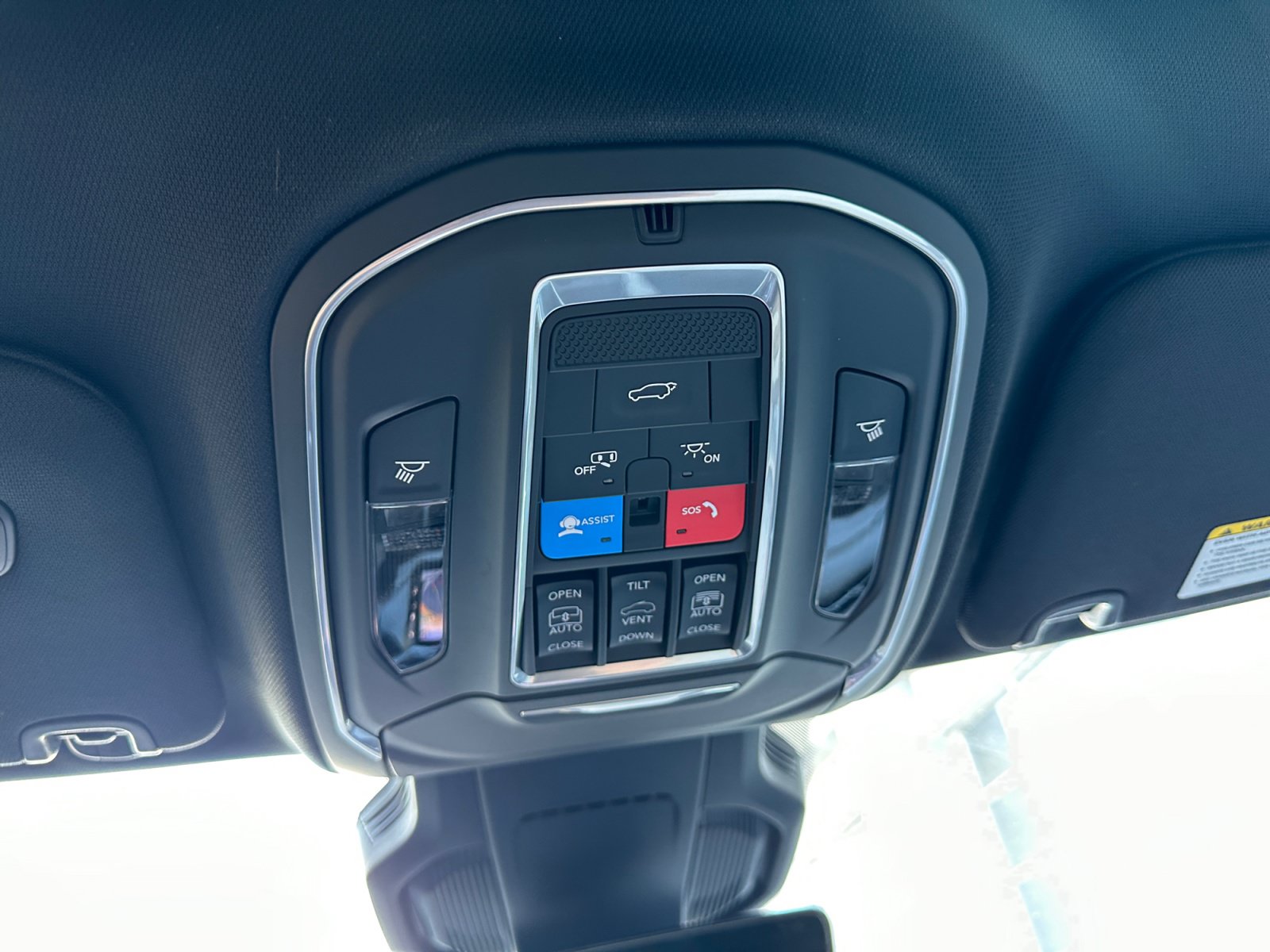 New 2026 Jeep Cherokee Overland AWD/4WD image 23