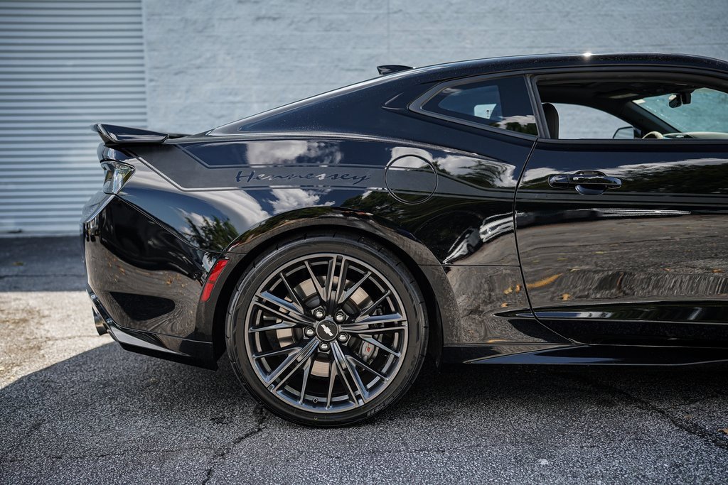 Used 2018 Chevrolet Camaro ZL1 image 15