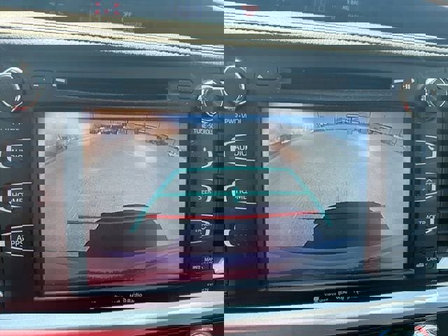 Used 2018 Toyota Highlander XLE image 19