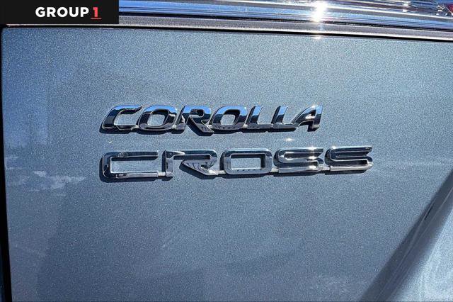 Certified 2022 Toyota Corolla Cross LE image 32