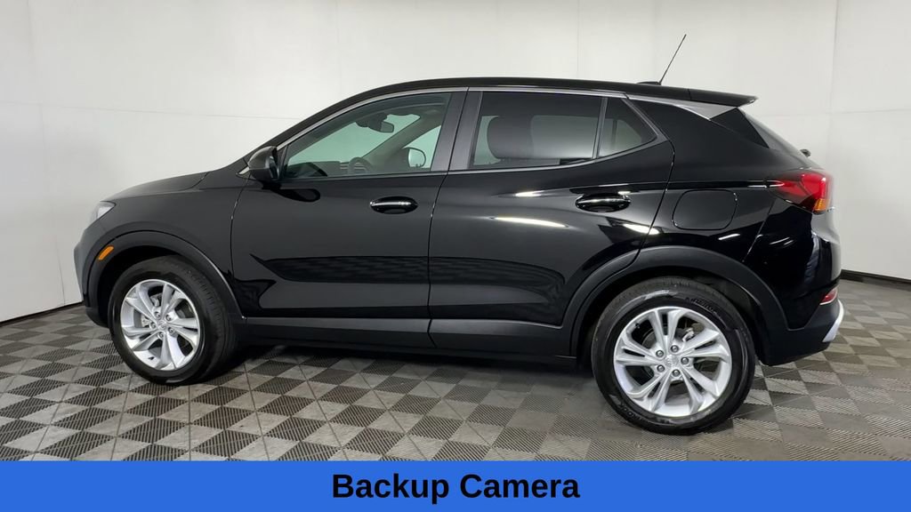 Used 2023 Buick Encore GX Preferred w/ Cold Weather Comfort Package FWD image 9