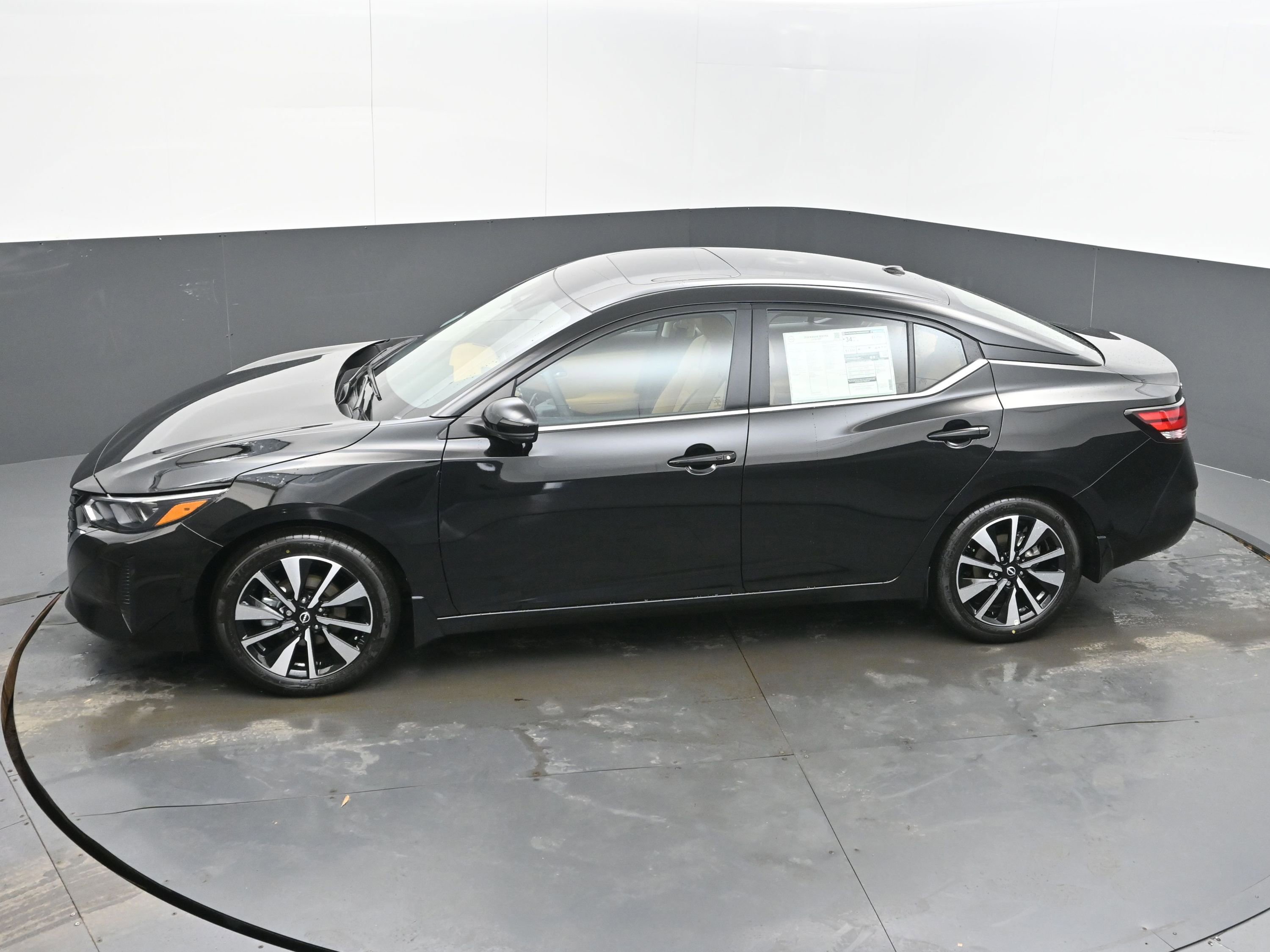 New 2025 Nissan Sentra SV w/ SV Premium Package image 33