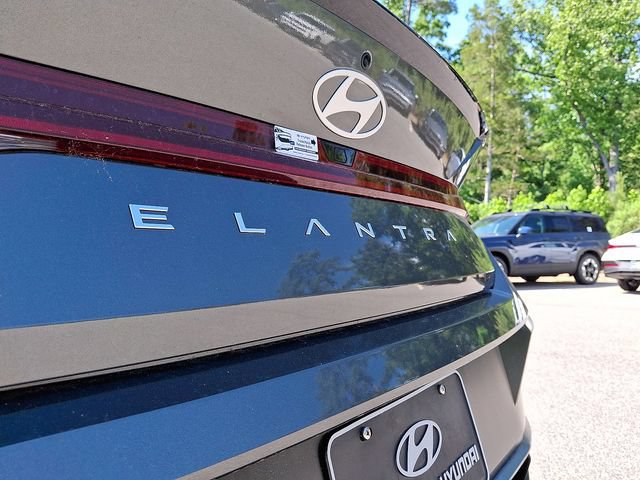 New 2026 Hyundai Elantra SEL Sport Premium FWD image 20
