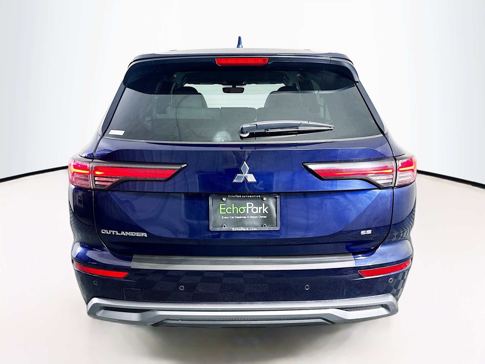 Used 2025 Mitsubishi Outlander SE FWD image 7