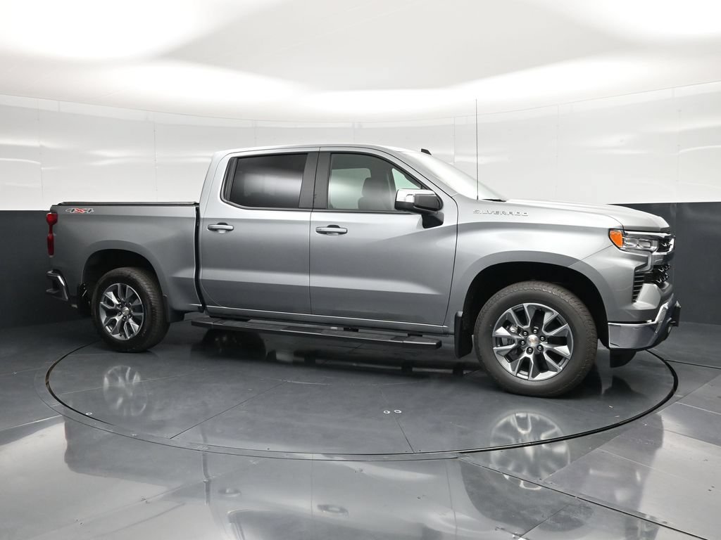 Used 2026 Chevrolet Silverado 1500 LT w/ Protection Package AWD/4WD image 3