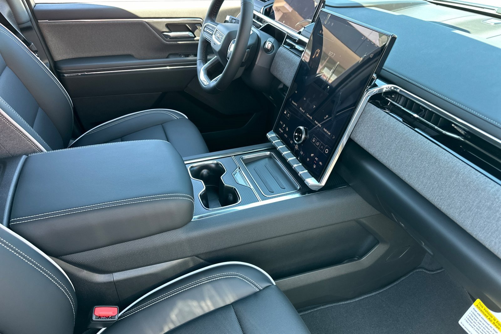 New 2026 GMC Sierra EV Elevation w/ LPO, Elevation Dark Package image 14