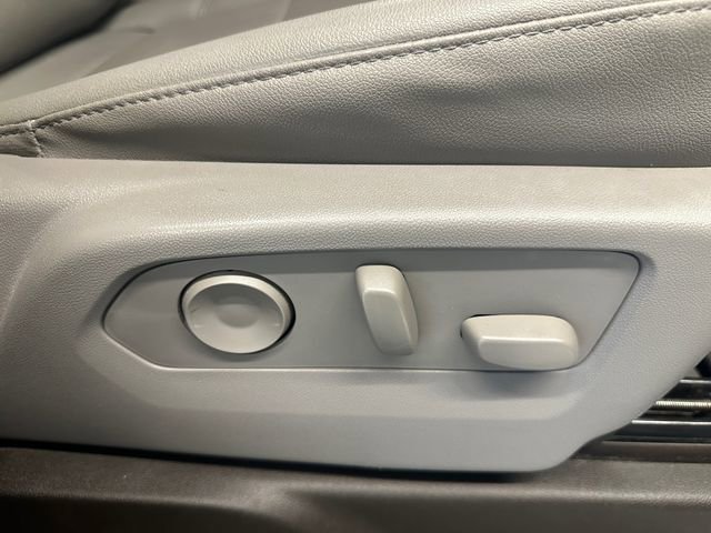 Used 2023 GMC Sierra 1500 SLT w/ SLT Convenience Package image 22