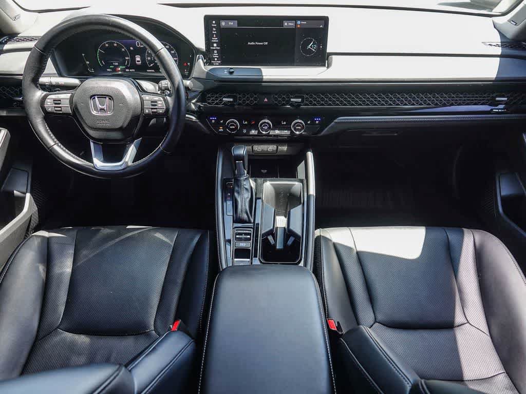 Used 2024 Honda Accord Touring image 11