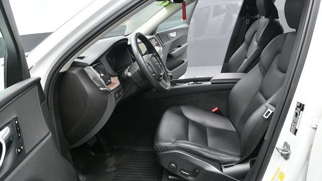 Used 2021 Volvo XC60 T6 Momentum AWD/4WD image 26