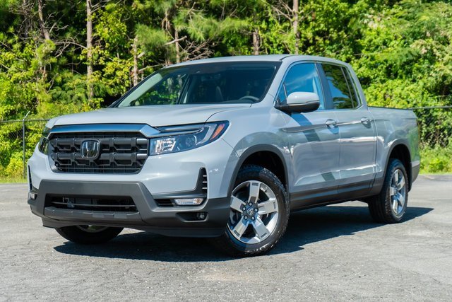 New 2025 Honda Ridgeline RTL