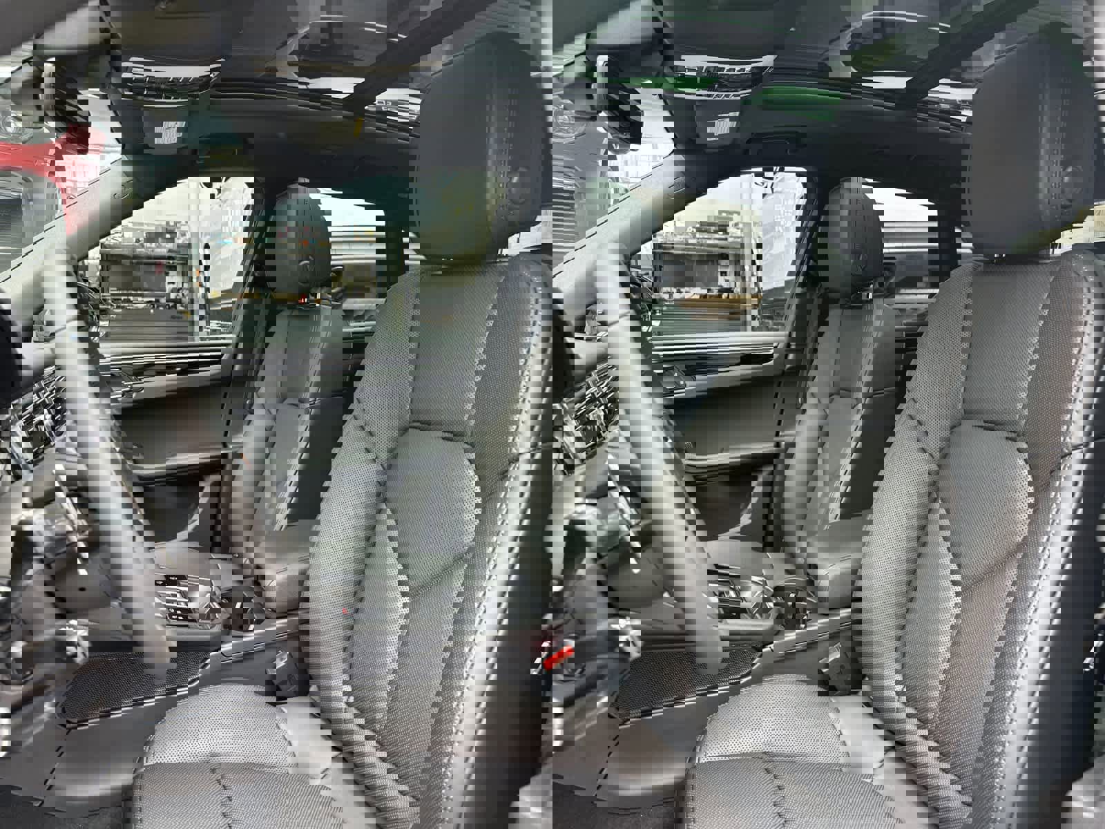 New 2026 Porsche Macan S image 5