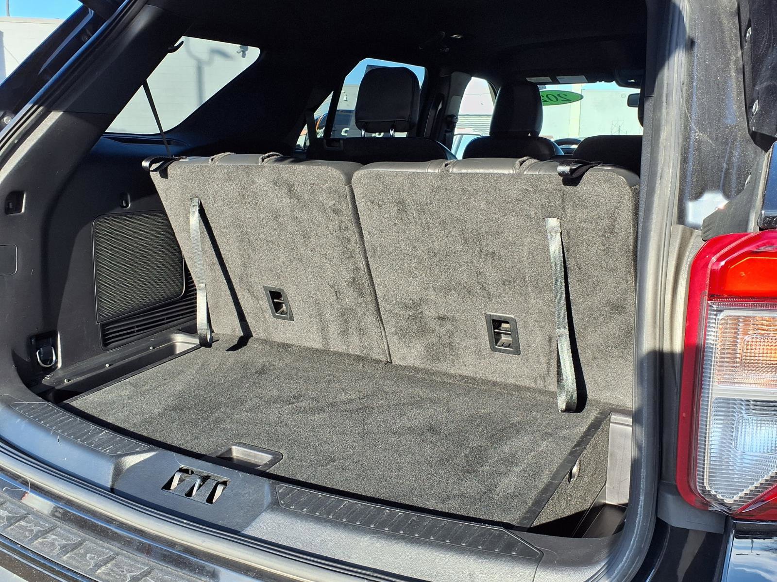 Used 2022 Ford Explorer ST-Line image 22