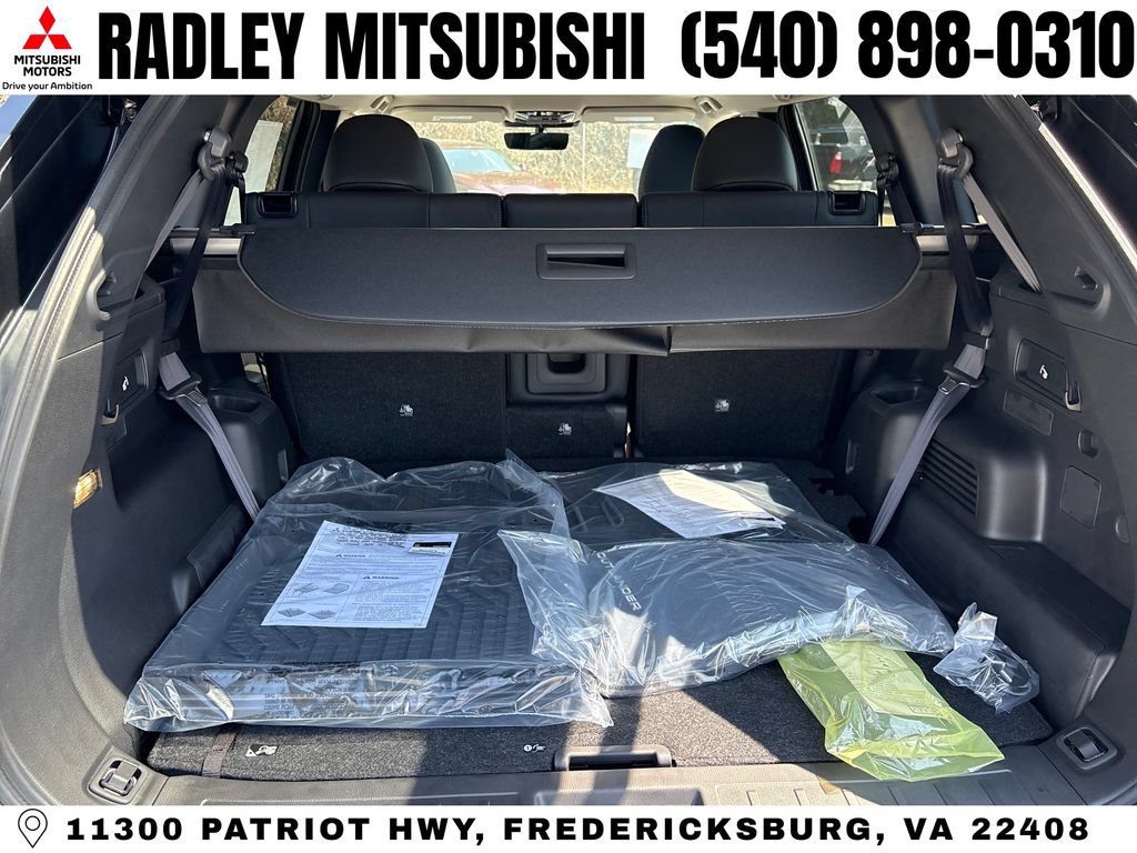 New 2026 Mitsubishi Outlander SE FWD image 14