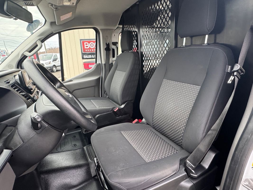 Used 2024 Ford Transit 250 Low Roof AWD w/ Exterior Upgrade Package image 21