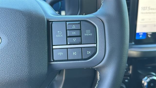 New 2026 Ford F250 Lariat w/ Black Appearance Package image 25