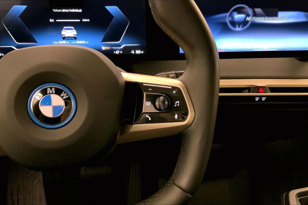 Certified 2024 BMW iX xDrive50 w/ Premium Package AWD/4WD image 18