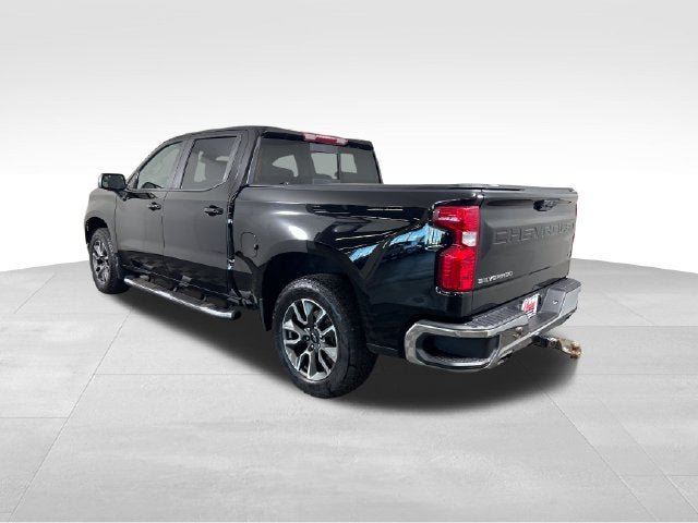 Used 2023 Chevrolet Silverado 1500 LT AWD/4WD image 3