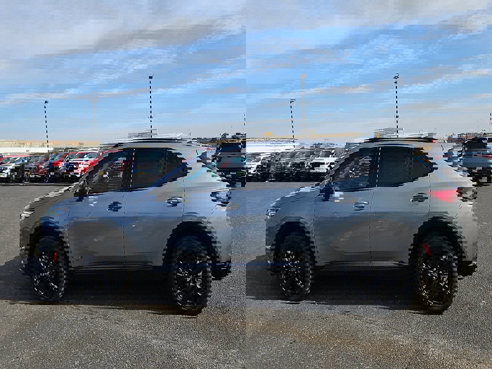 New 2026 Buick Envision Sport Touring image 2