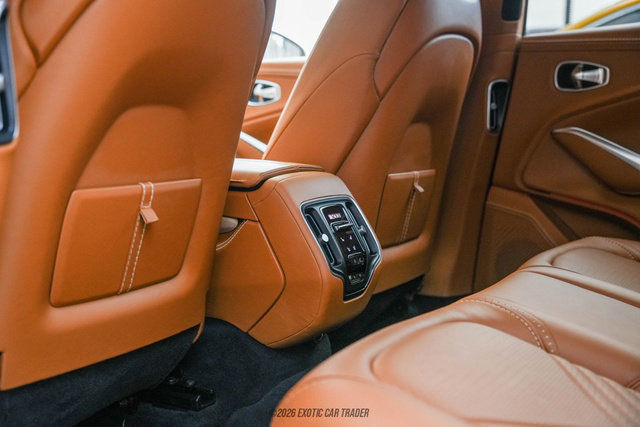 Used 2021 Aston Martin DBX image 41