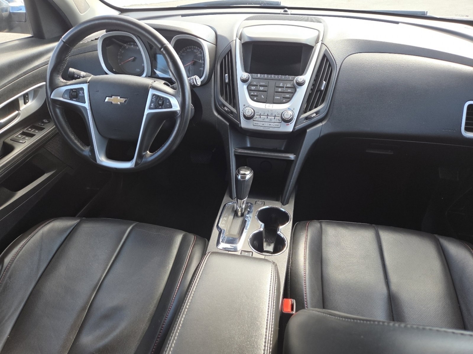 Used 2017 Chevrolet Equinox Premier w/ Enhanced Convenience Package image 21