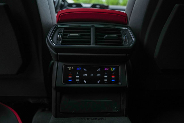 Used 2019 Lamborghini Urus image 33