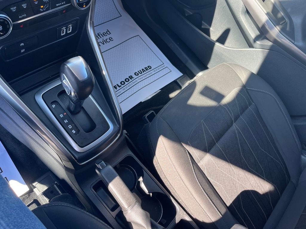 Used 2021 Ford EcoSport SE w/ SE Convenience Package image 16