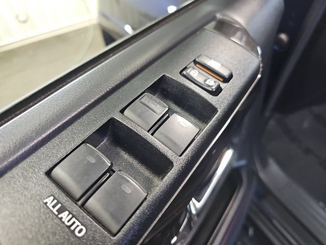 Used 2020 Toyota 4Runner TRD Off-Road Premium w/ Moonroof Package AWD/4WD image 12