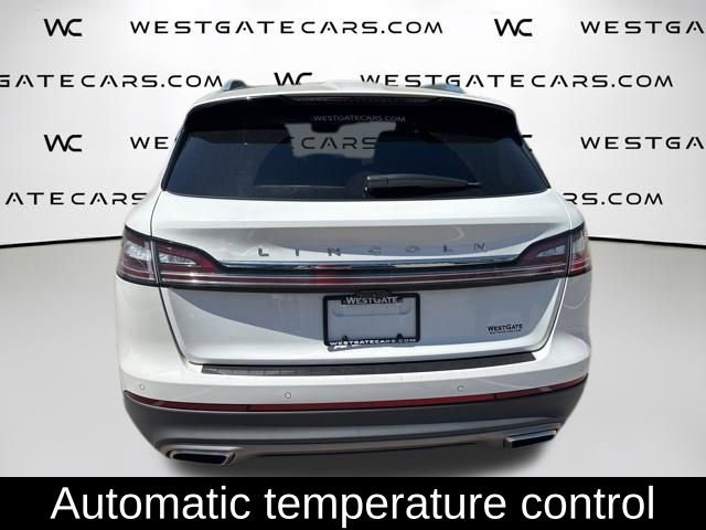 Used 2021 Lincoln Nautilus Reserve image 10