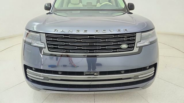 Used 2024 Land Rover Range Rover SE AWD/4WD image 8