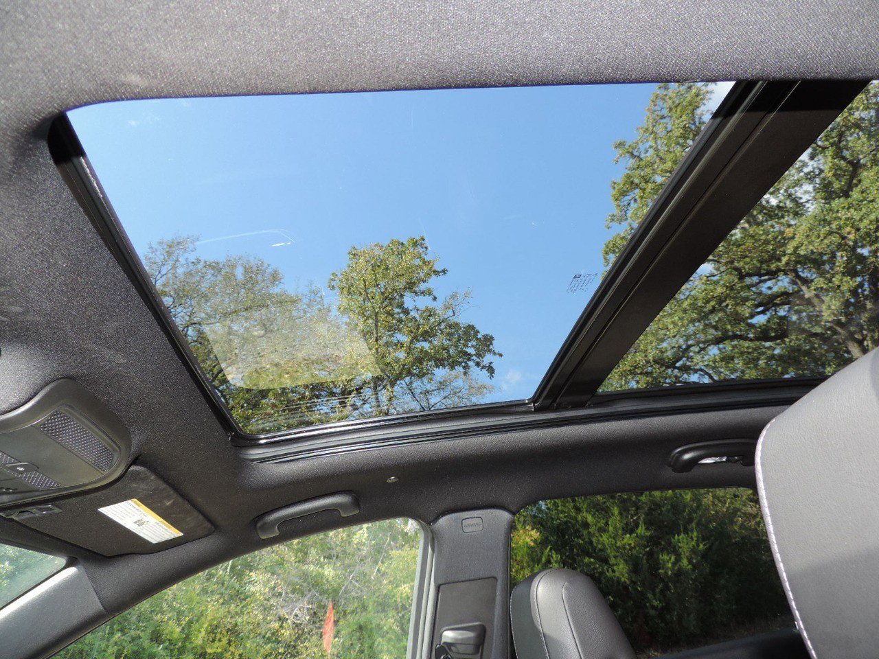 Certified 2025 Cadillac XT5 Premium Luxury image 5