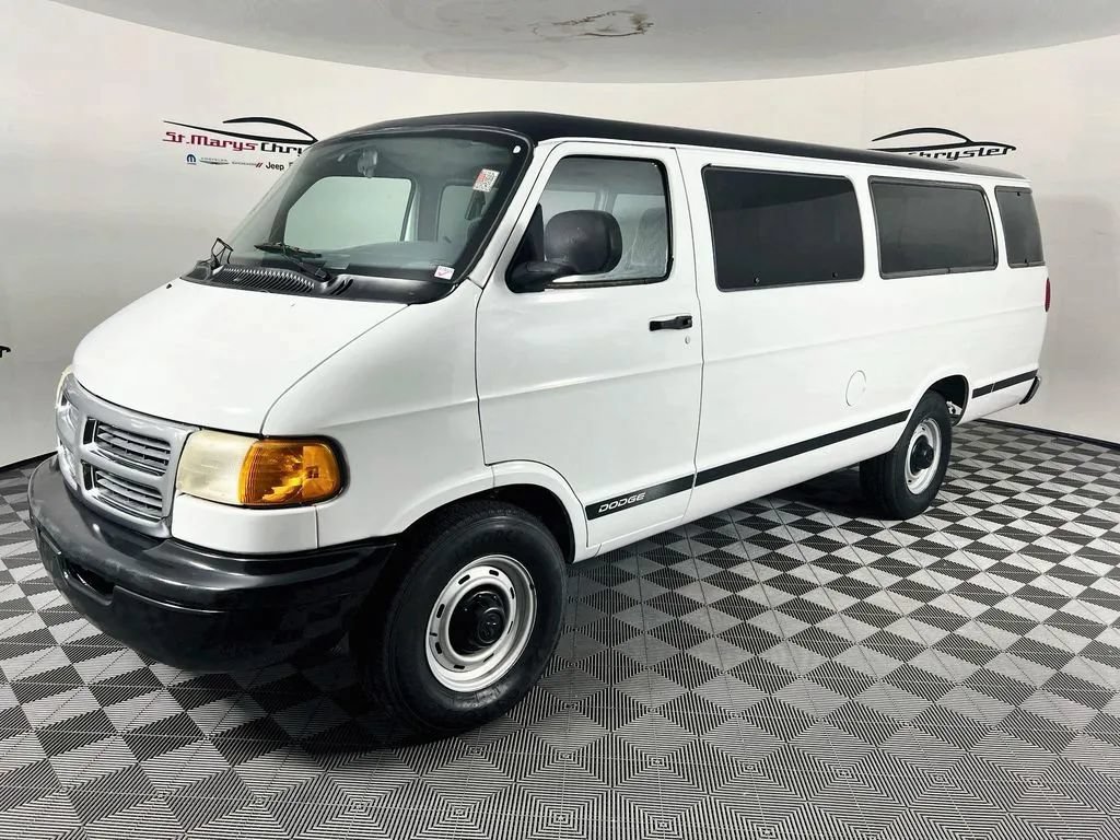 Used 2000 Dodge B3500 RWD image 4