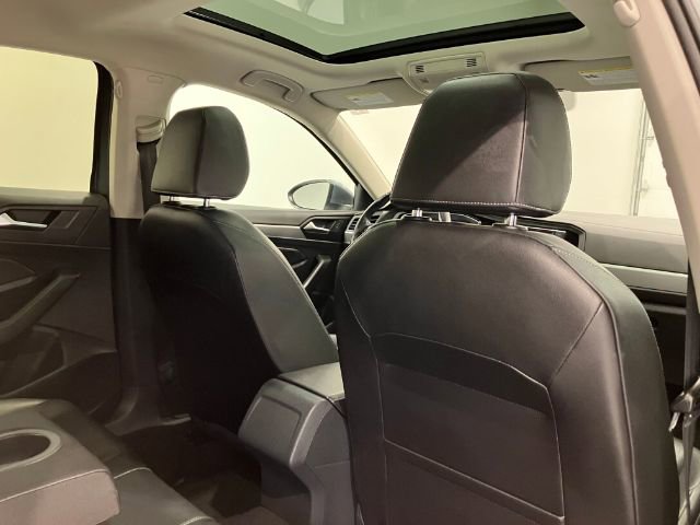 Used 2019 Volkswagen Jetta SE FWD image 38