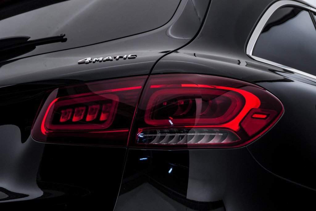 Used 2021 Mercedes-Benz GLC 300 GLC 300 image 13