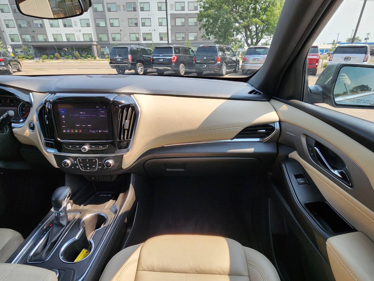 Used 2023 Chevrolet Traverse LT w/ LPO, Floor Liner Package AWD/4WD image 18
