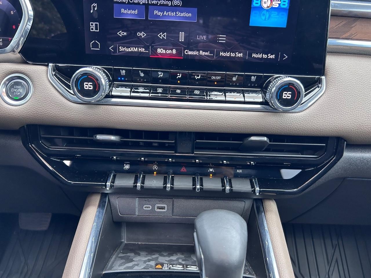 Used 2024 GMC Canyon Denali w/ LPO, Denali Black Edition image 14