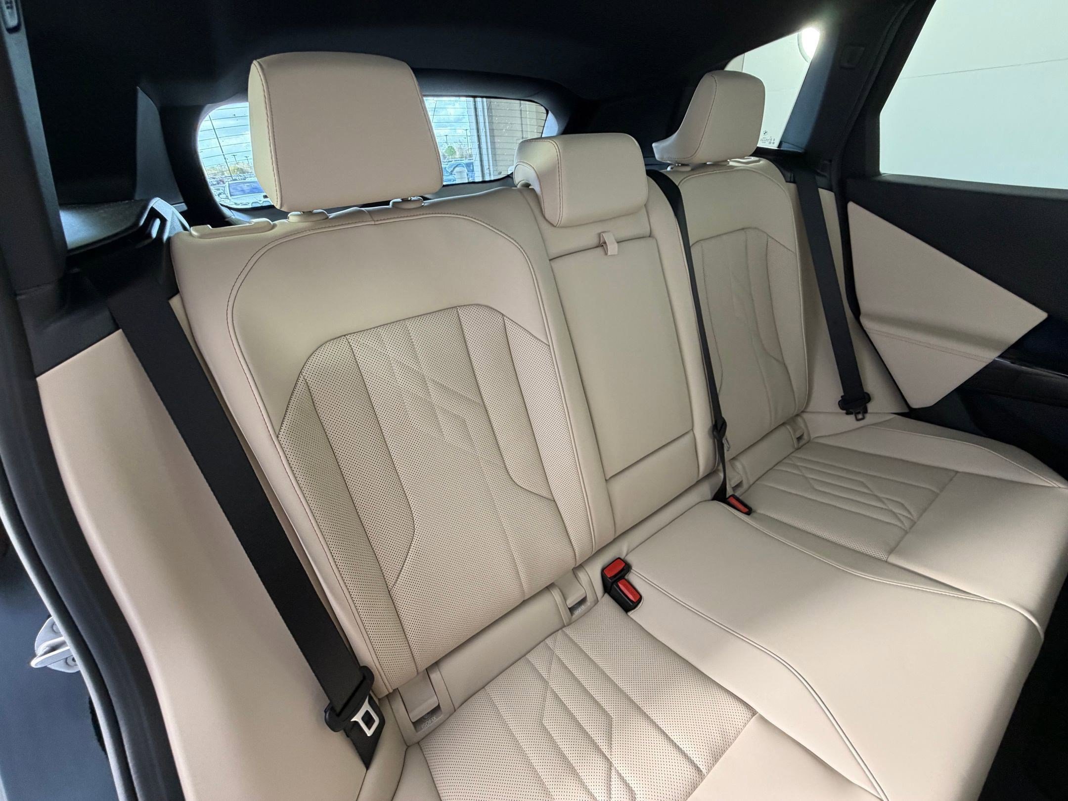 Used 2026 BMW X3 xDrive30i w/ M Sport Package AWD/4WD image 31