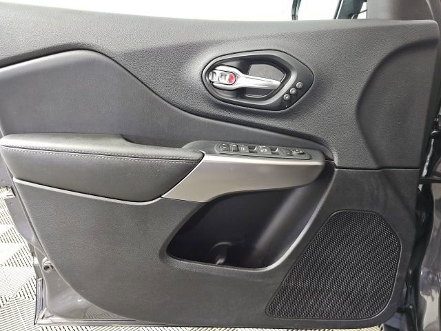 Certified 2022 Jeep Cherokee Limited w/ Mopar Interior Package image 11