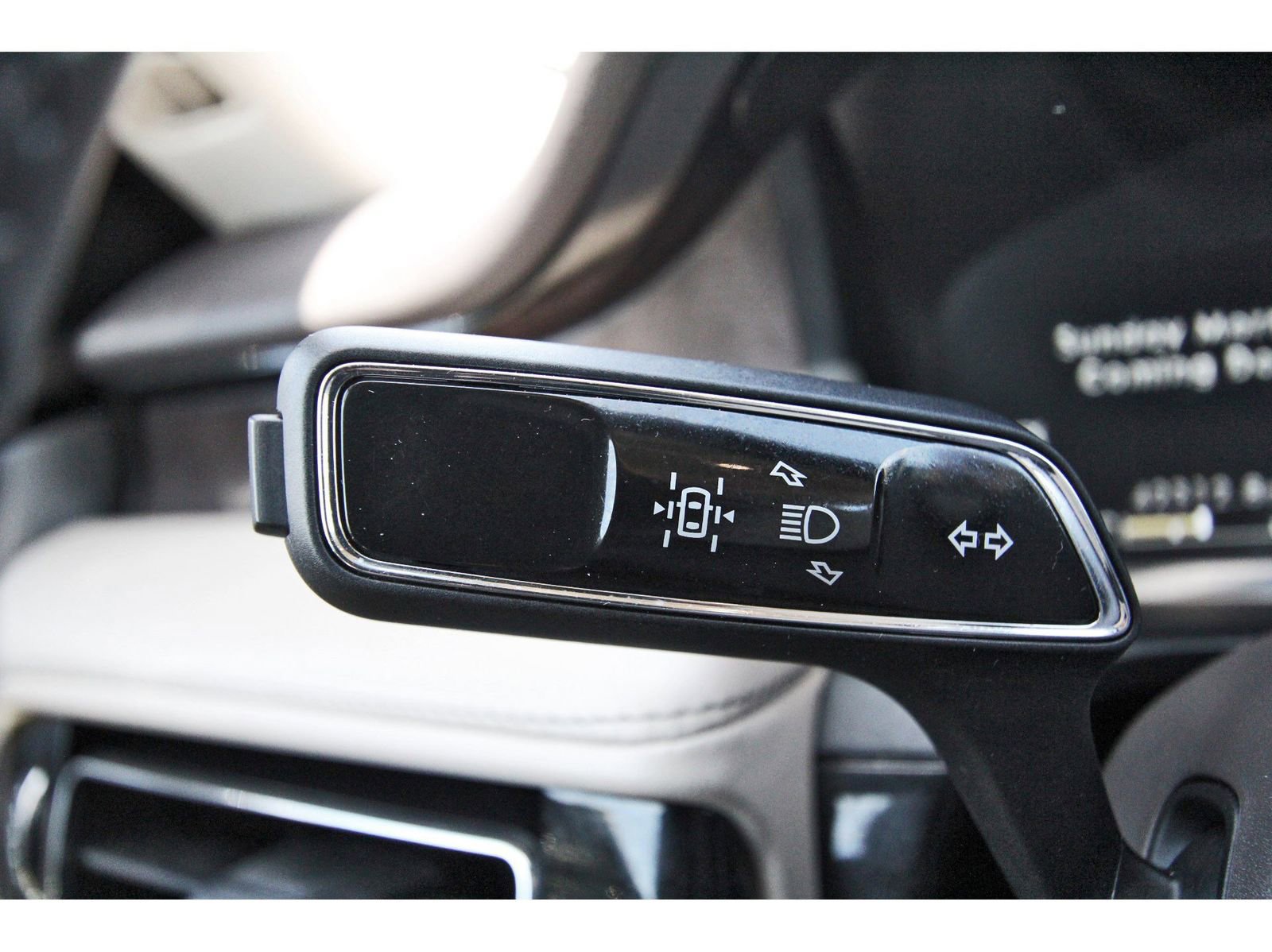 Used 2023 Lincoln Aviator Reserve w/ Equipment Group 201A image 21