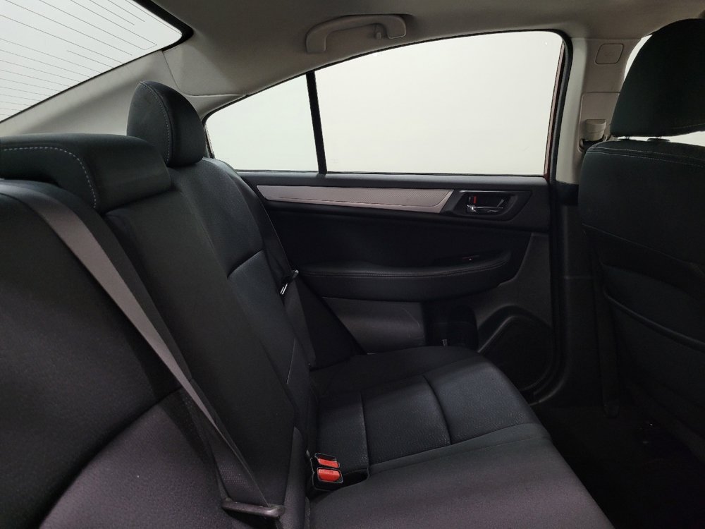 Used 2016 Subaru Legacy 2.5i Premium AWD/4WD image 19
