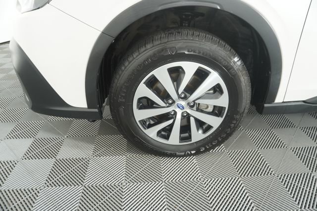 Used 2022 Subaru Outback Premium image 16