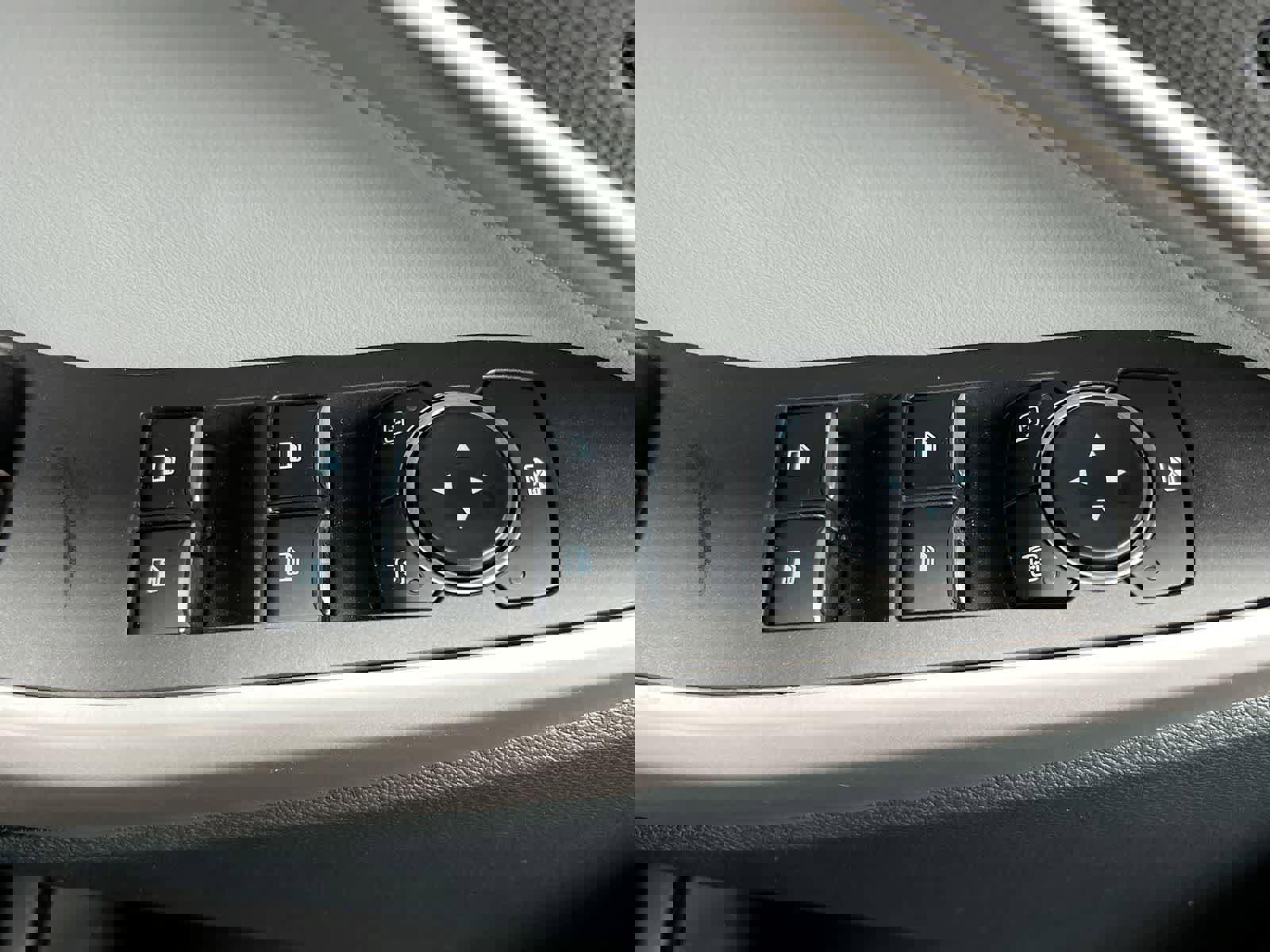 Used 2023 Ford Explorer XLT w/ Equipment Group 202A image 17