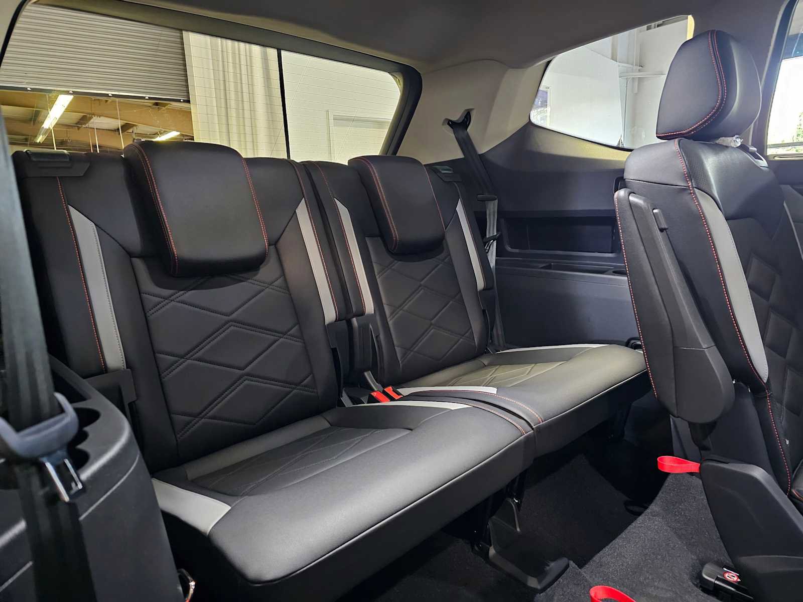 Used 2026 Volkswagen Atlas Peak Edition AWD/4WD image 14