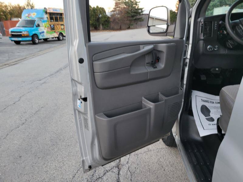 Used 2014 Chevrolet Express 1500 RWD image 29