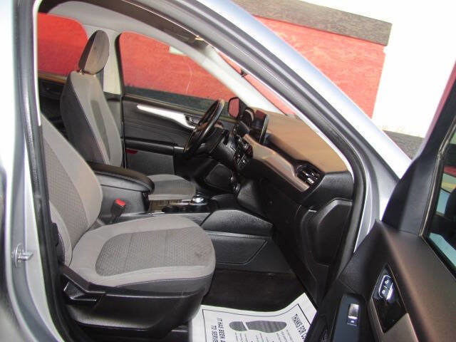Used 2022 Ford Escape SE w/ Convenience Package image 12