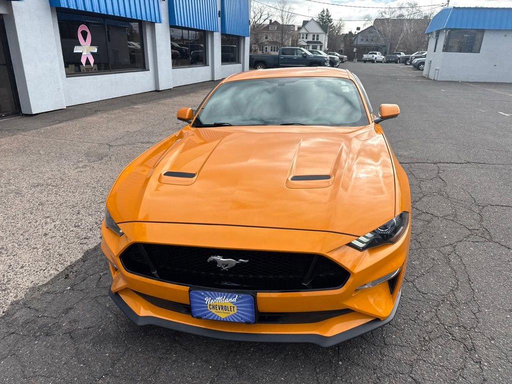 Used 2018 Ford Mustang GT RWD image 3