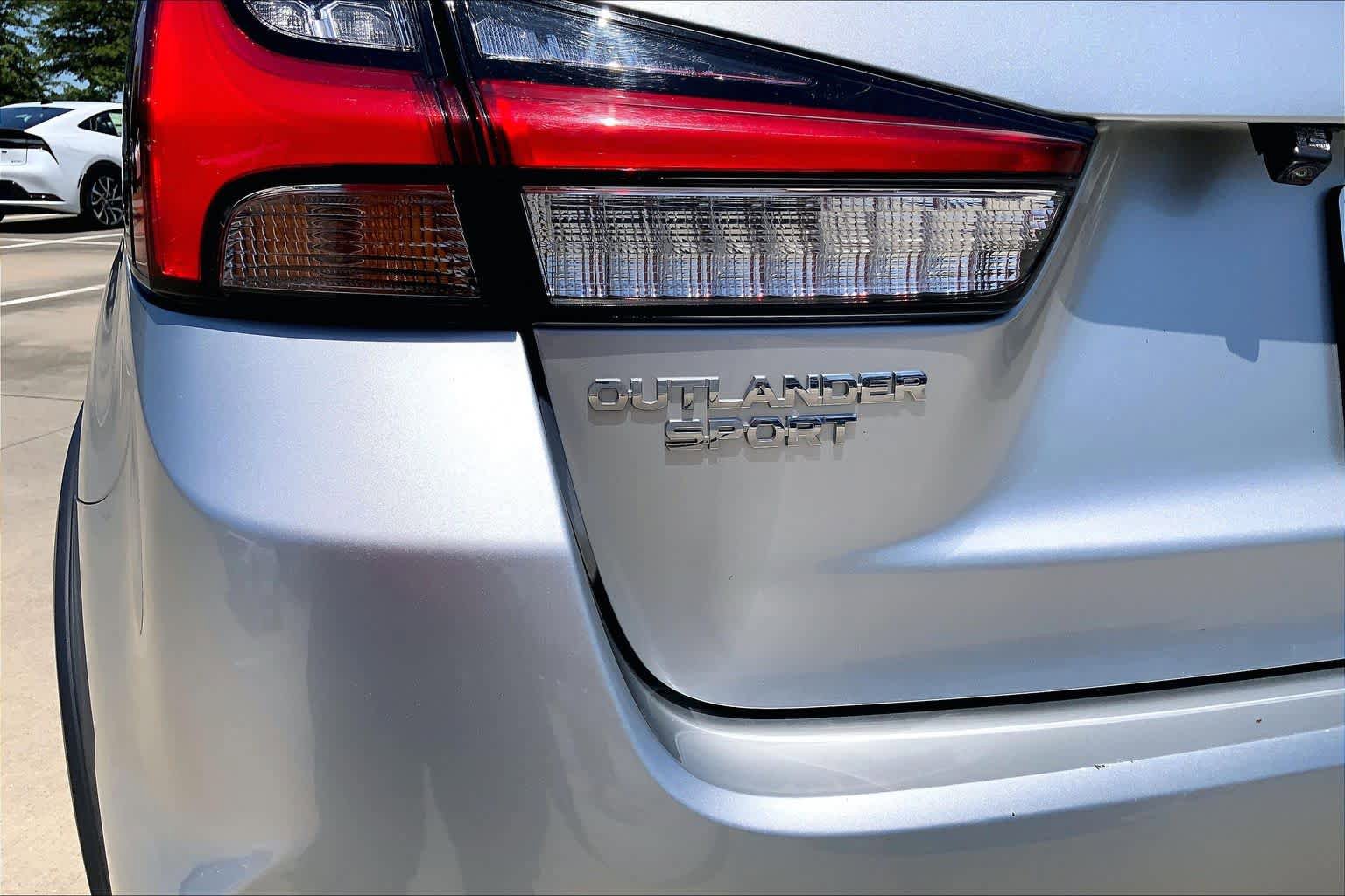 Used 2024 Mitsubishi Outlander Sport SE AWD/4WD image 32